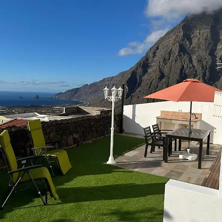 Holiday home Casa Paco Y Nina Frontera